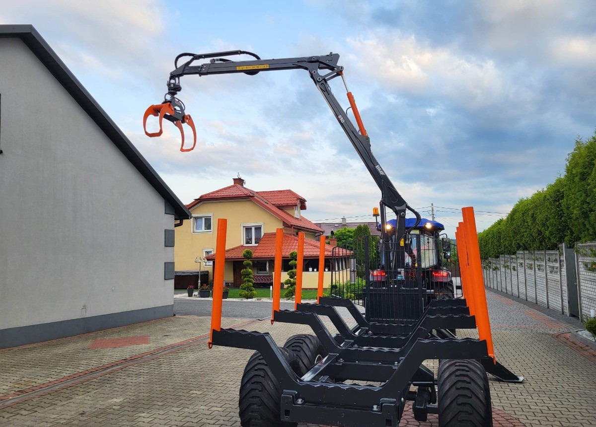 LOVOL Zestaw Traktor LOVOL M755 Przyczepa do drewna BMF 8TPro Stan Nowy Fabryczny - Harvester: afbeelding 4 LOVOL Zestaw Traktor LOVOL M755 Przyczepa do drewna BMF 8TPro Stan Nowy Fabryczny - Harvester: afbeelding 4