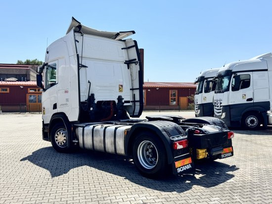 Scania R450 3 Stück verfügbar DC 13 164 Euro 6 Highline Retarder - Trekker: afbeelding 4 Scania R450 3 Stück verfügbar DC 13 164 Euro 6 Highline Retarder - Trekker: afbeelding 4
