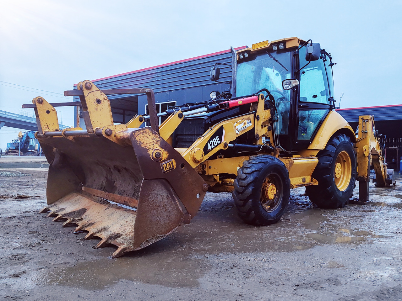 CATERPILLAR 428E - Graaflaadmachine: afbeelding 2 CATERPILLAR 428E - Graaflaadmachine: afbeelding 2