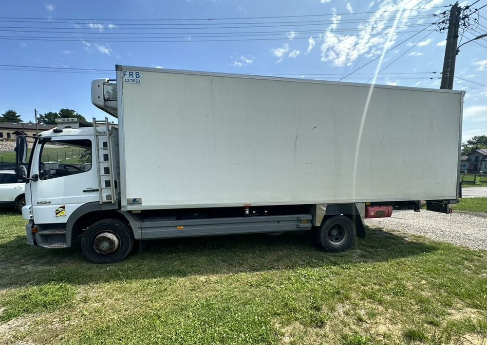 Mercedes-Benz Atego 1524 - Koelwagen vrachtwagen: afbeelding 2 Mercedes-Benz Atego 1524 - Koelwagen vrachtwagen: afbeelding 2