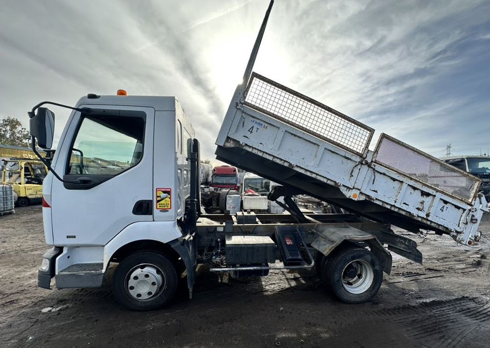 Renault Midlum 135 DXi - Kipper vrachtwagen: afbeelding 2 Renault Midlum 135 DXi - Kipper vrachtwagen: afbeelding 2