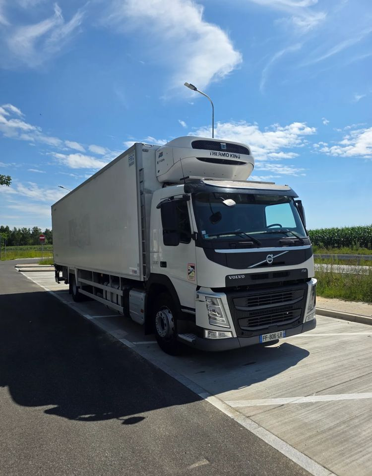 Volvo FM 330 D 11 EURO 6-D - Koelwagen vrachtwagen: afbeelding 3 Volvo FM 330 D 11 EURO 6-D - Koelwagen vrachtwagen: afbeelding 3