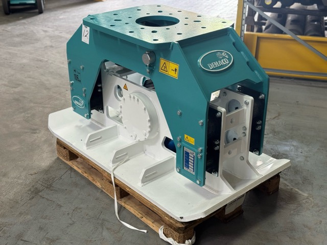 DEHACO Hyrax 825 - Bouwmachine: afbeelding 2 DEHACO Hyrax 825 - Bouwmachine: afbeelding 2