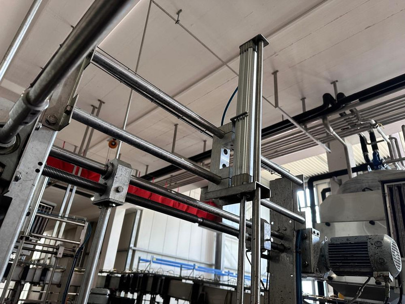KHS - Voedselverwerkende machine: afbeelding 5 KHS - Voedselverwerkende machine: afbeelding 5