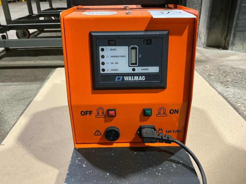 Walmag BM 3600 - Metaalbewerkingsmachine: afbeelding 5 Walmag BM 3600 - Metaalbewerkingsmachine: afbeelding 5