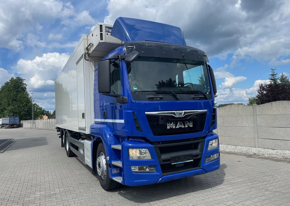MAN TGS 26.360 CHŁODNIA 8,10m ( 20 europalet ) - Koelwagen vrachtwagen: afbeelding 3 MAN TGS 26.360 CHŁODNIA 8,10m ( 20 europalet ) - Koelwagen vrachtwagen: afbeelding 3