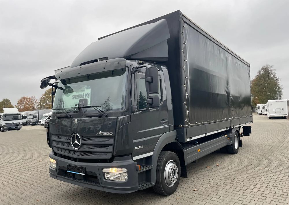 Mercedes-Benz ATEGO 1230 - Schuifzeilen vrachtwagen: afbeelding 2 Mercedes-Benz ATEGO 1230 - Schuifzeilen vrachtwagen: afbeelding 2