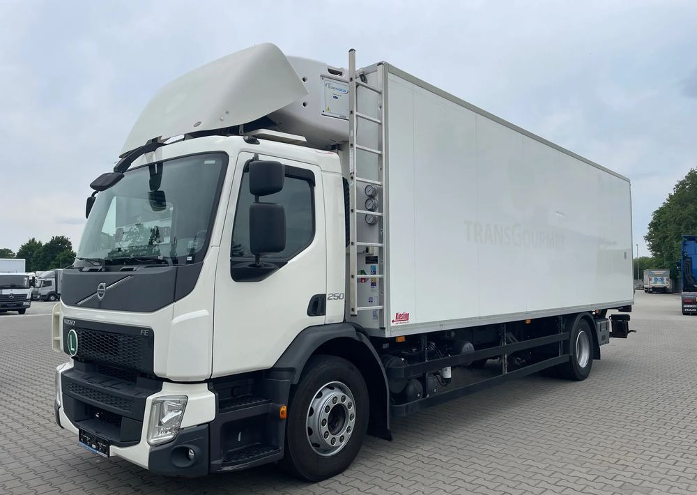Volvo FE 18.250 Chłodnia! EURO 6! - Koelwagen vrachtwagen: afbeelding 2 Volvo FE 18.250 Chłodnia! EURO 6! - Koelwagen vrachtwagen: afbeelding 2