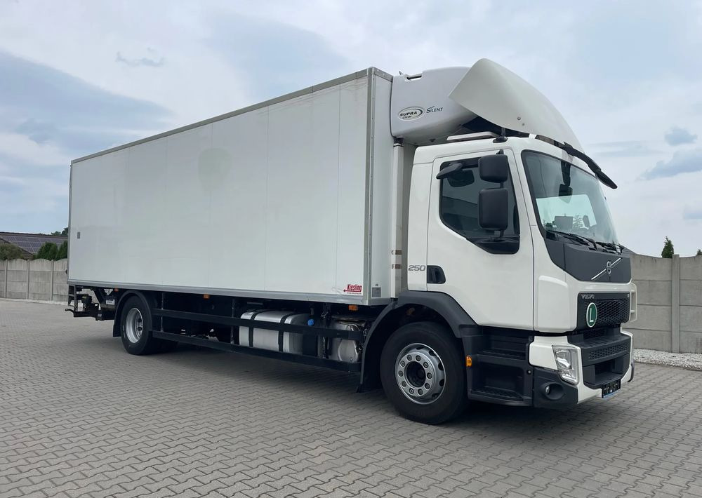 Volvo FE 18.250 Chłodnia! EURO 6! - Koelwagen vrachtwagen: afbeelding 4 Volvo FE 18.250 Chłodnia! EURO 6! - Koelwagen vrachtwagen: afbeelding 4