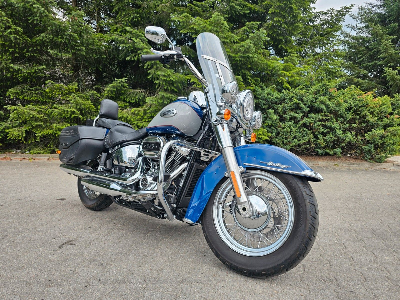 Harley-Davidson SOFTAIL Heritage Classic 114 nur 600km! Gepflegt - Motorfiets: afbeelding 1 Harley-Davidson SOFTAIL Heritage Classic 114 nur 600km! Gepflegt - Motorfiets: afbeelding 1