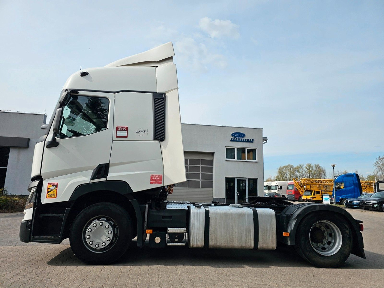 Renault T 480 T480 13 Liter COMFORT CAB Fahrbereitet! - Trekker: afbeelding 3 Renault T 480 T480 13 Liter COMFORT CAB Fahrbereitet! - Trekker: afbeelding 3