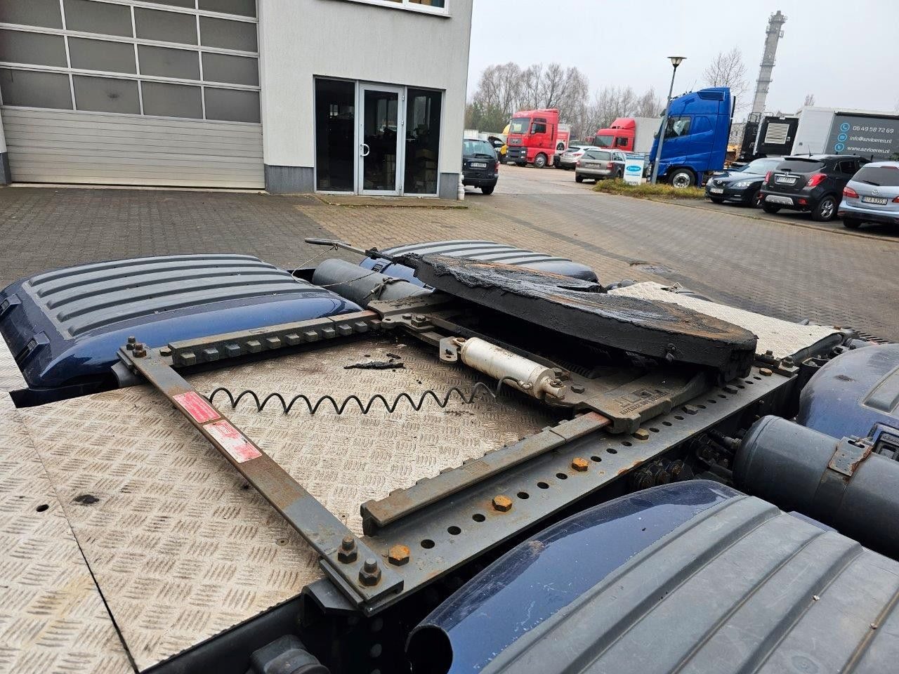 Scania R520 V8 6x2 Lenk/Liftachse Vollaustattung EURO6 - Trekker: afbeelding 5 Scania R520 V8 6x2 Lenk/Liftachse Vollaustattung EURO6 - Trekker: afbeelding 5