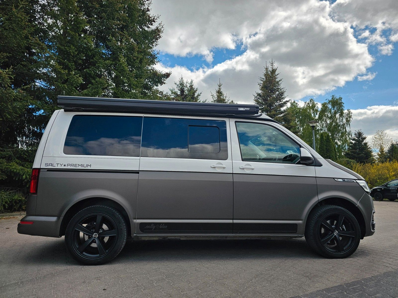 Volkswagen SALTY BLUE PREMIUM BULLI CALIFORNIA Fahrbereit! - Buscamper: afbeelding 4 Volkswagen SALTY BLUE PREMIUM BULLI CALIFORNIA Fahrbereit! - Buscamper: afbeelding 4
