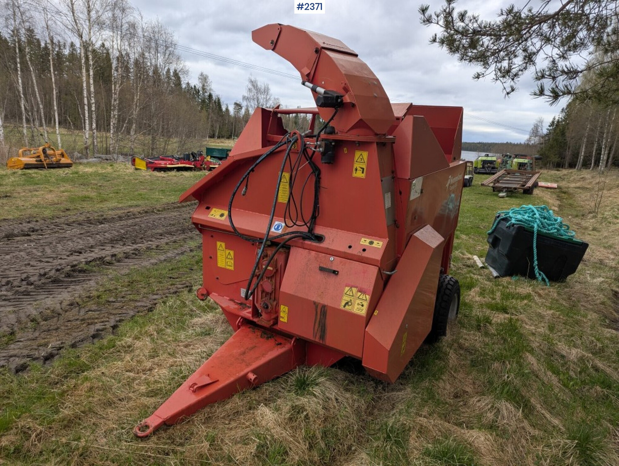 Bale cutter / Feed shredder Kverneland Taarup 853 - Hooi-/ Voedermachine: afbeelding 2 Bale cutter / Feed shredder Kverneland Taarup 853 - Hooi-/ Voedermachine: afbeelding 2