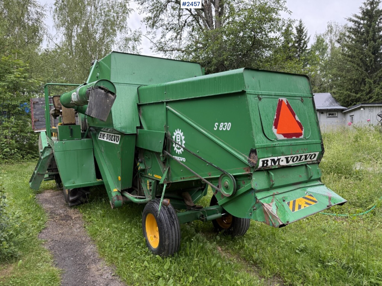 Combine harvester Volvo BM S830 with 2 cutting tables - Maaidorser: afbeelding 3 Combine harvester Volvo BM S830 with 2 cutting tables - Maaidorser: afbeelding 3