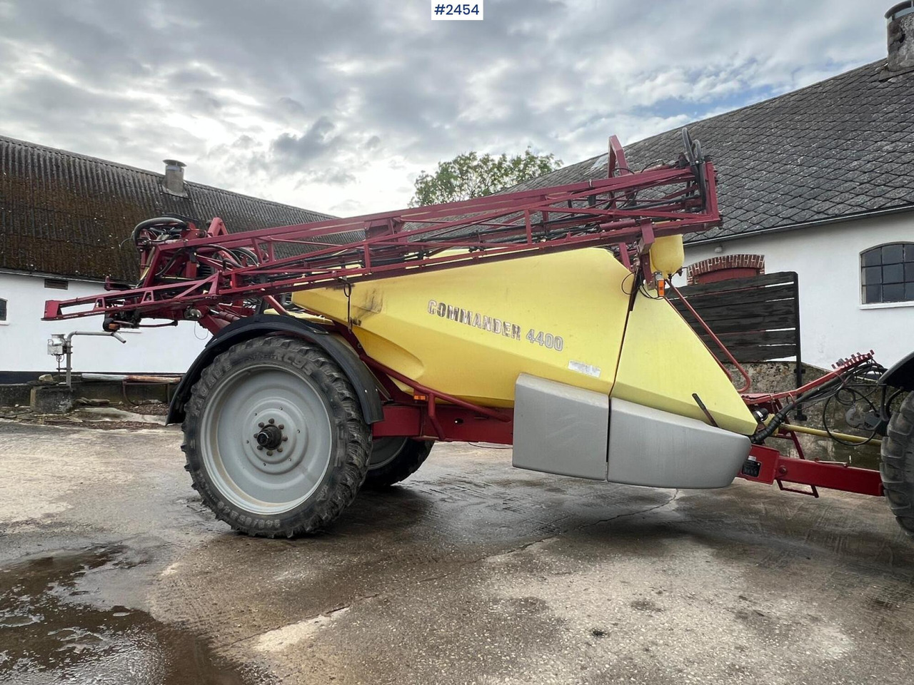 Plant protection sprayer Hardi Commander 4400 24M - Veldspuit: afbeelding 1 Plant protection sprayer Hardi Commander 4400 24M - Veldspuit: afbeelding 1