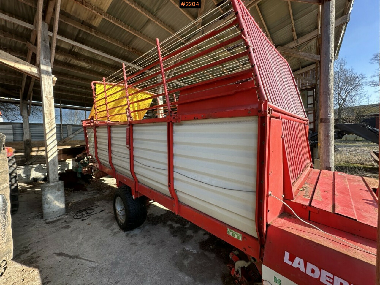 Self-loading wagon Pöttinger Ladeprofi 2 103 - Hooi-/ Voedermachine: afbeelding 4 Self-loading wagon Pöttinger Ladeprofi 2 103 - Hooi-/ Voedermachine: afbeelding 4