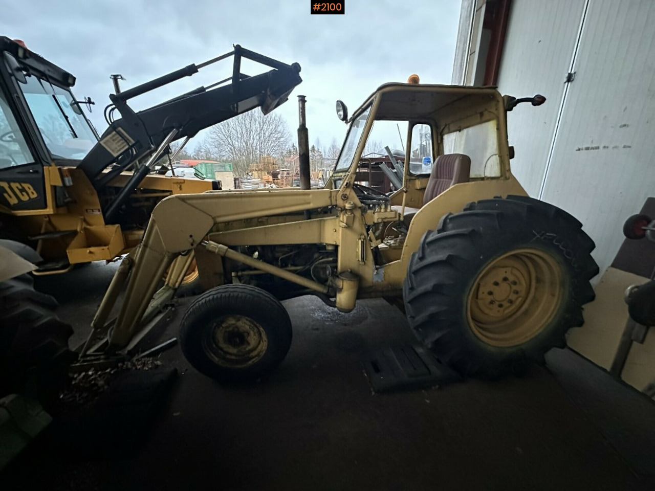 Tractor, 2 pcs Massey Ferguson 205 and 203 - Tractor: afbeelding 3 Tractor, 2 pcs Massey Ferguson 205 and 203 - Tractor: afbeelding 3