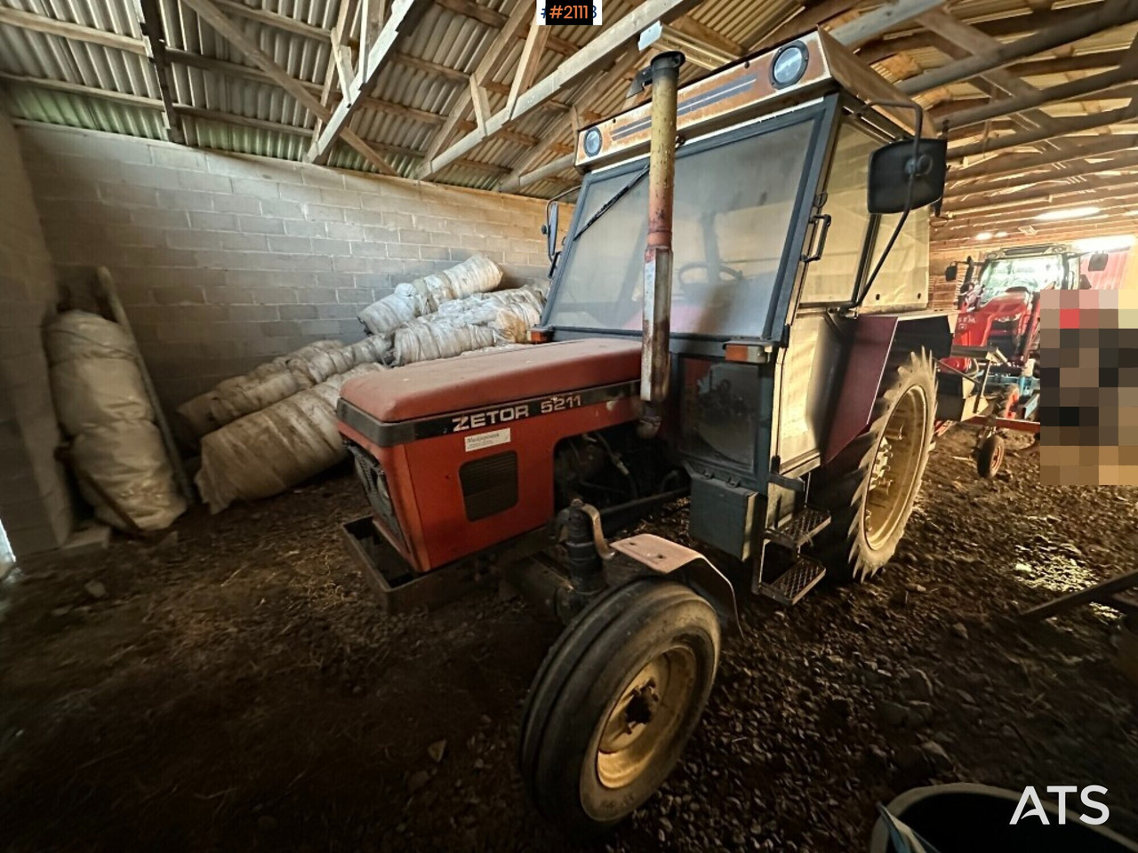 Tractor Zetor 5211 - Tractor: afbeelding 2 Tractor Zetor 5211 - Tractor: afbeelding 2