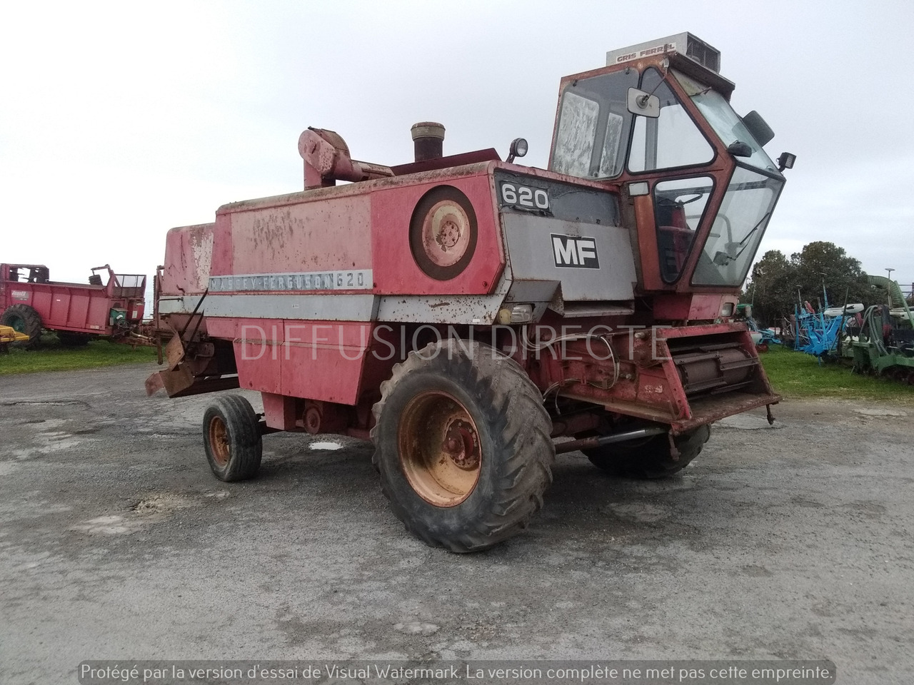 MASSEY FERGUSON MOISSONNEUSE BATTEUSE 620 - Maaidorser: afbeelding 2 MASSEY FERGUSON MOISSONNEUSE BATTEUSE 620 - Maaidorser: afbeelding 2