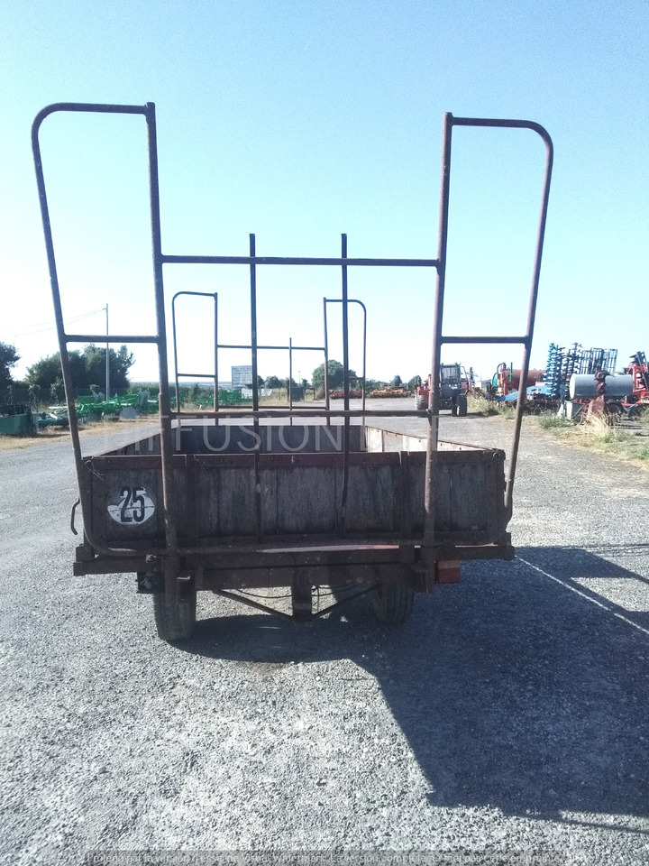 SIMONNEAU BENNE FOURRAGERE 3.5 T - Landbouwkipper: afbeelding 4 SIMONNEAU BENNE FOURRAGERE 3.5 T - Landbouwkipper: afbeelding 4