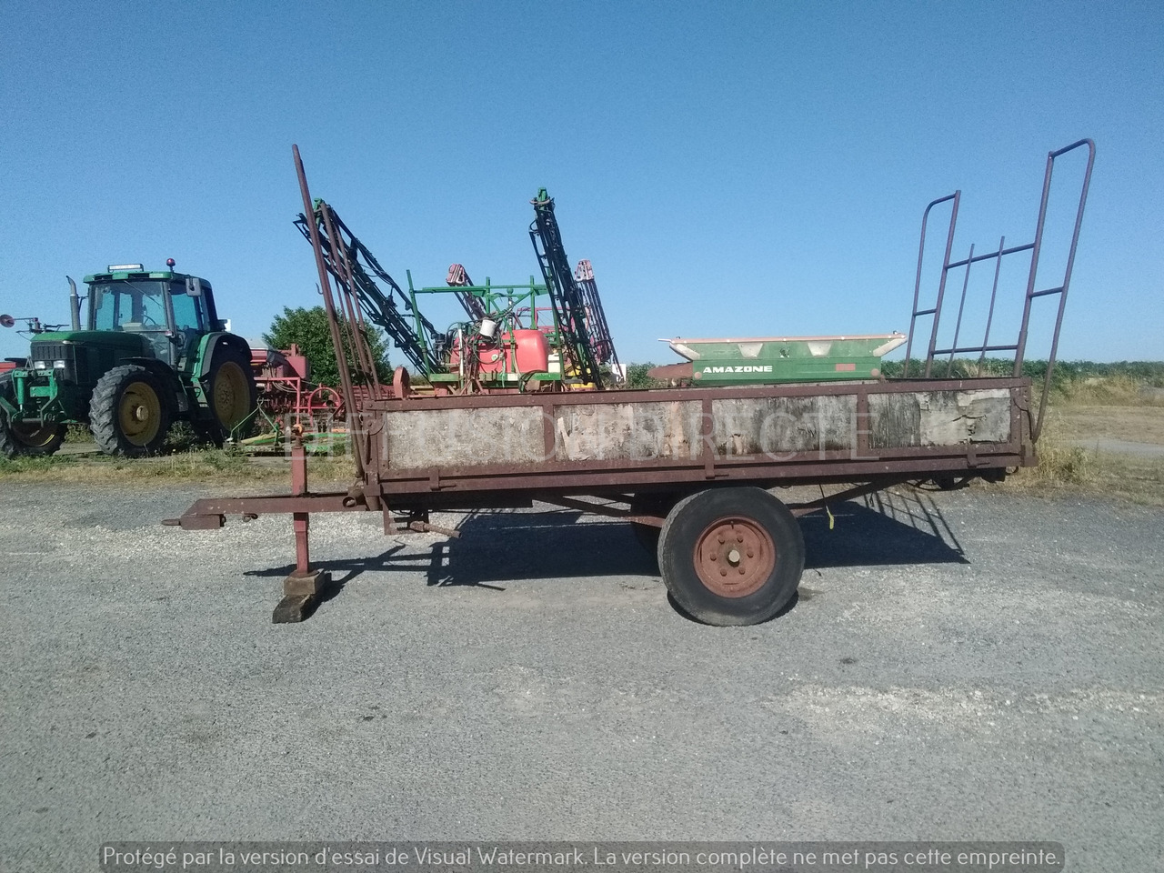 SIMONNEAU BENNE FOURRAGERE 3.5 T - Landbouwkipper: afbeelding 2 SIMONNEAU BENNE FOURRAGERE 3.5 T - Landbouwkipper: afbeelding 2