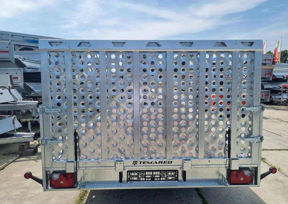 TEMARED UNIVERSAL 5121/3 3.5T R10C SKLEJKA - Autotransport aanhangwagen: afbeelding 4 TEMARED UNIVERSAL 5121/3 3.5T R10C SKLEJKA - Autotransport aanhangwagen: afbeelding 4