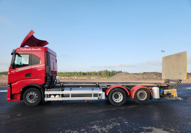 Iveco S-Way 6x2 LNG / LBG - Chassis vrachtwagen: afbeelding 2 Iveco S-Way 6x2 LNG / LBG - Chassis vrachtwagen: afbeelding 2