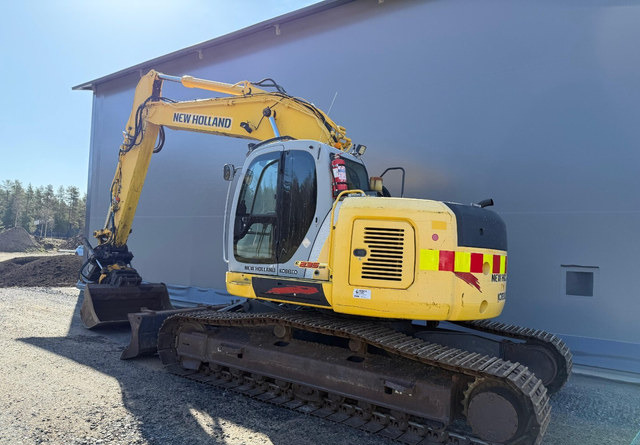 New HollandE235SR - Rupsgraafmachine: afbeelding 3 New HollandE235SR - Rupsgraafmachine: afbeelding 3