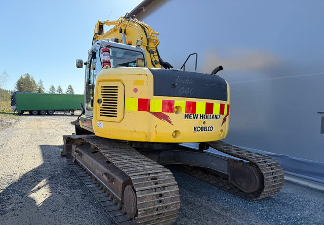 New HollandE235SR - Rupsgraafmachine: afbeelding 4 New HollandE235SR - Rupsgraafmachine: afbeelding 4