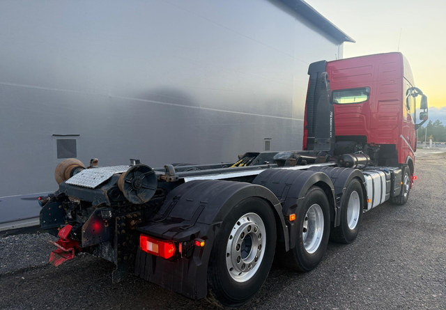 VolvoFH16 750 8X4 - Haakarmsysteem vrachtwagen: afbeelding 5 VolvoFH16 750 8X4 - Haakarmsysteem vrachtwagen: afbeelding 5