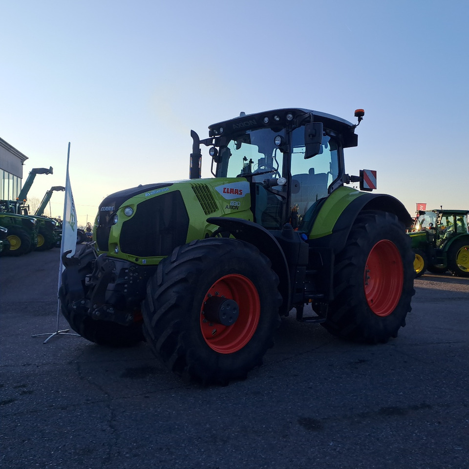 CLAAS 830 AXION - Tractor: afbeelding 1 CLAAS 830 AXION - Tractor: afbeelding 1