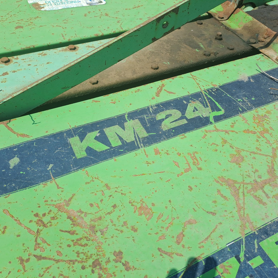 FALCIATRICE DEUTZ-FAHR KM 24 - Maaimachine: afbeelding 2 FALCIATRICE DEUTZ-FAHR KM 24 - Maaimachine: afbeelding 2