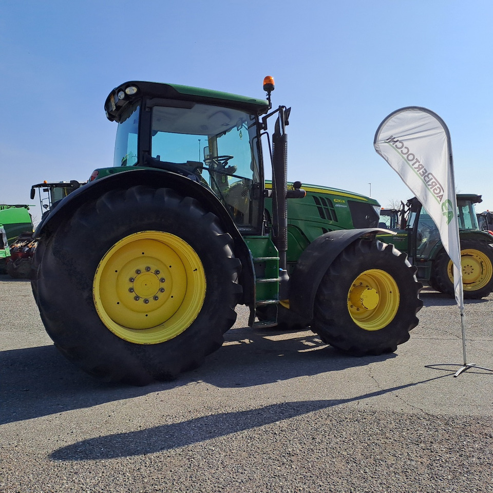 JOHN DEERE 6210R - Tractor: afbeelding 3 JOHN DEERE 6210R - Tractor: afbeelding 3