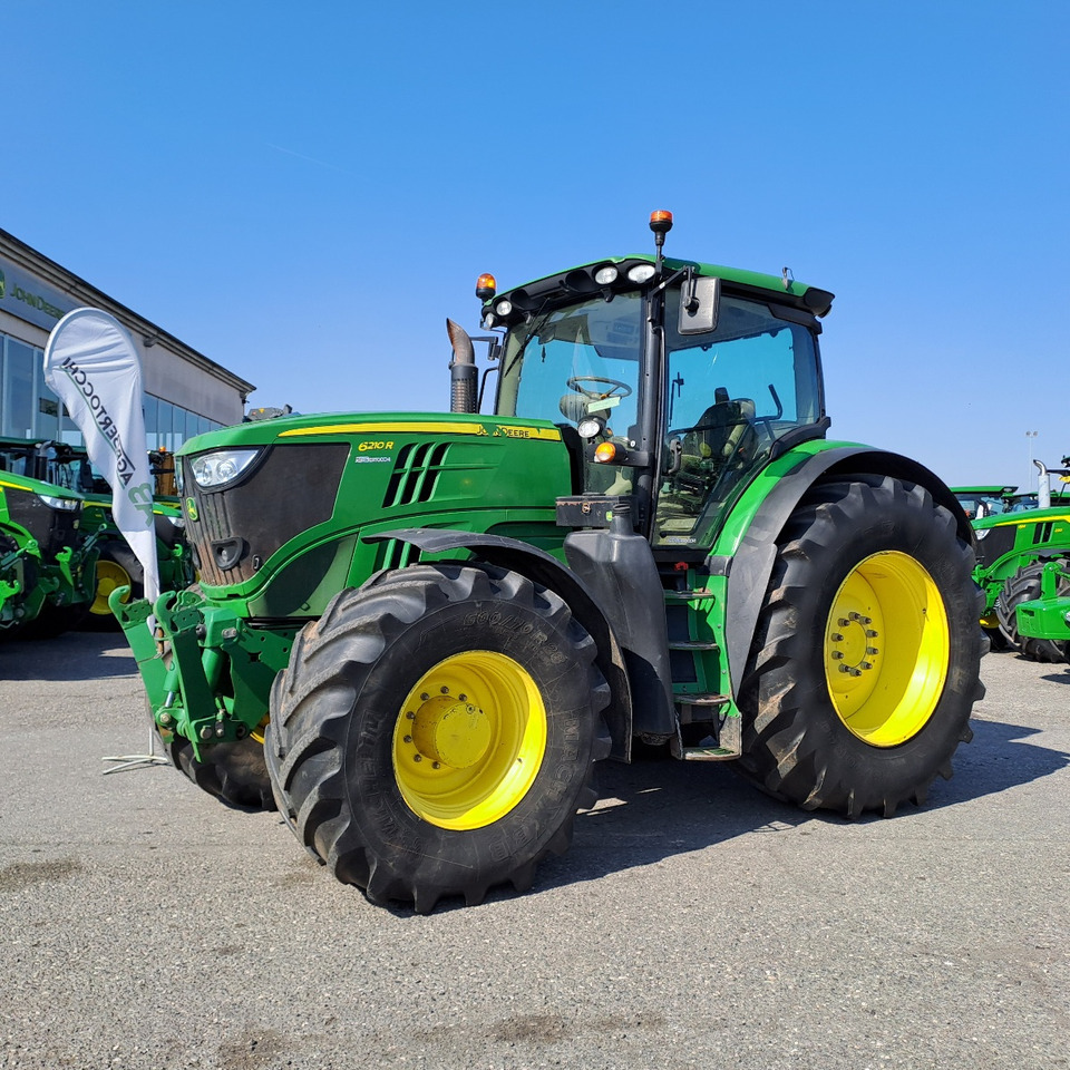 JOHN DEERE 6210R - Tractor: afbeelding 1 JOHN DEERE 6210R - Tractor: afbeelding 1