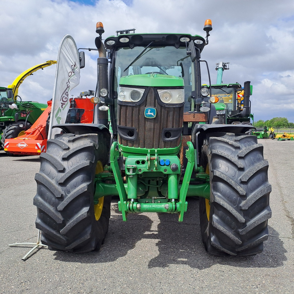 JOHN DEERE 6210R - Tractor: afbeelding 3 JOHN DEERE 6210R - Tractor: afbeelding 3