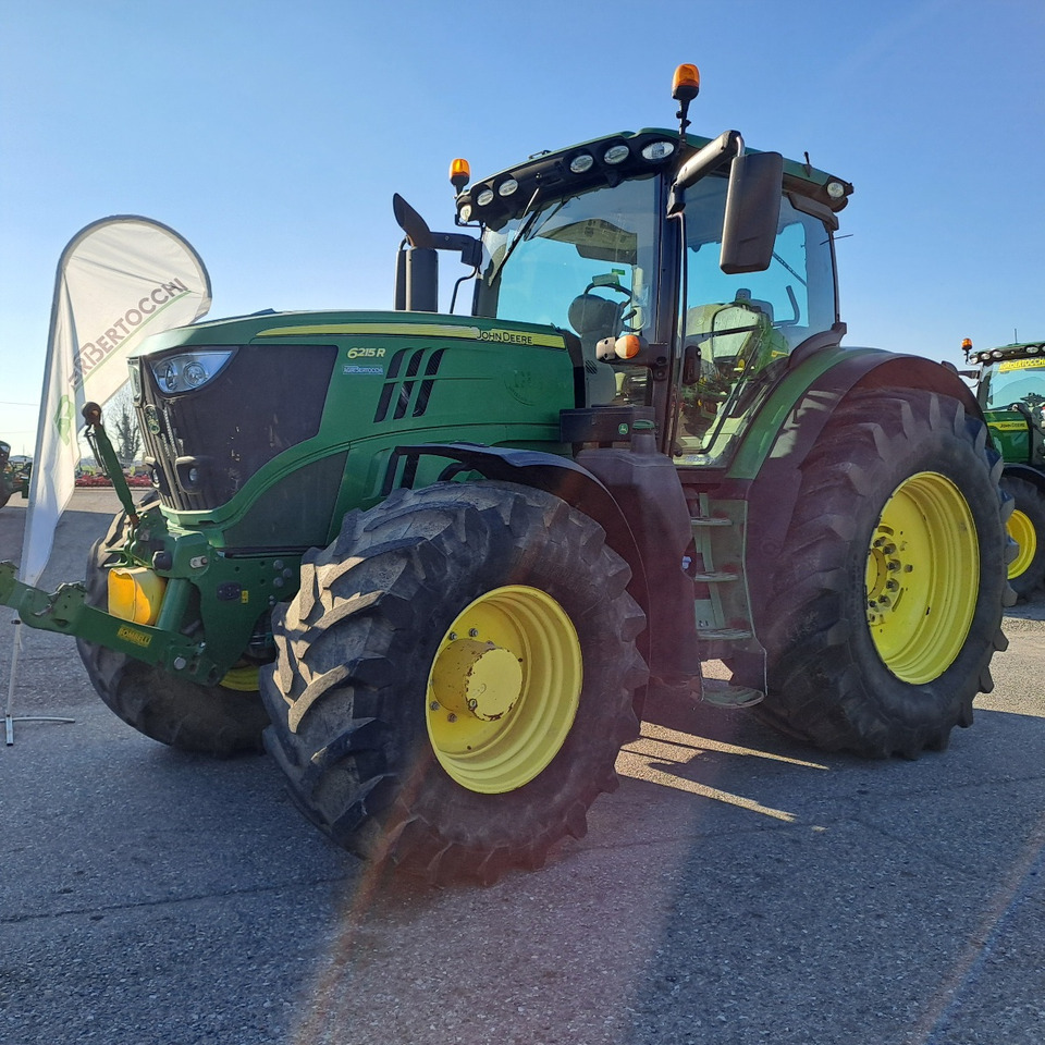 JOHN DEERE 6215R - Tractor: afbeelding 1 JOHN DEERE 6215R - Tractor: afbeelding 1