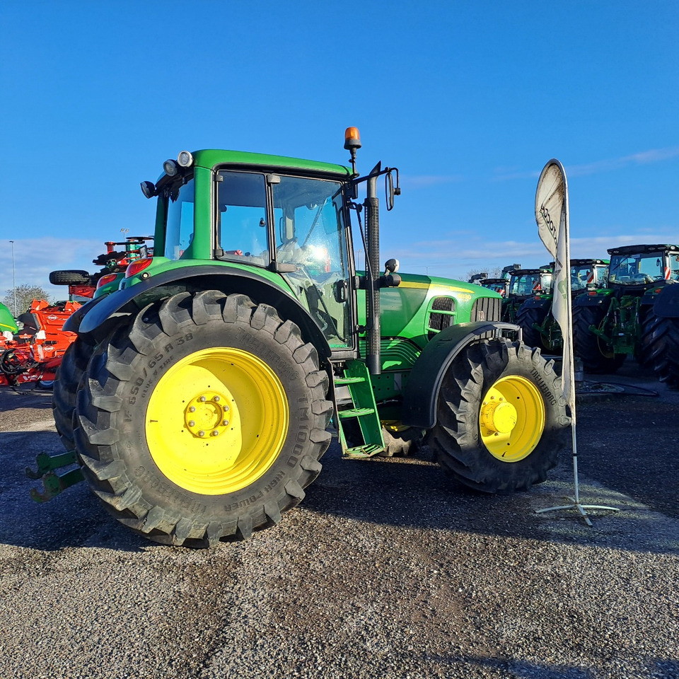 JOHN DEERE 6830 - Tractor: afbeelding 4 JOHN DEERE 6830 - Tractor: afbeelding 4
