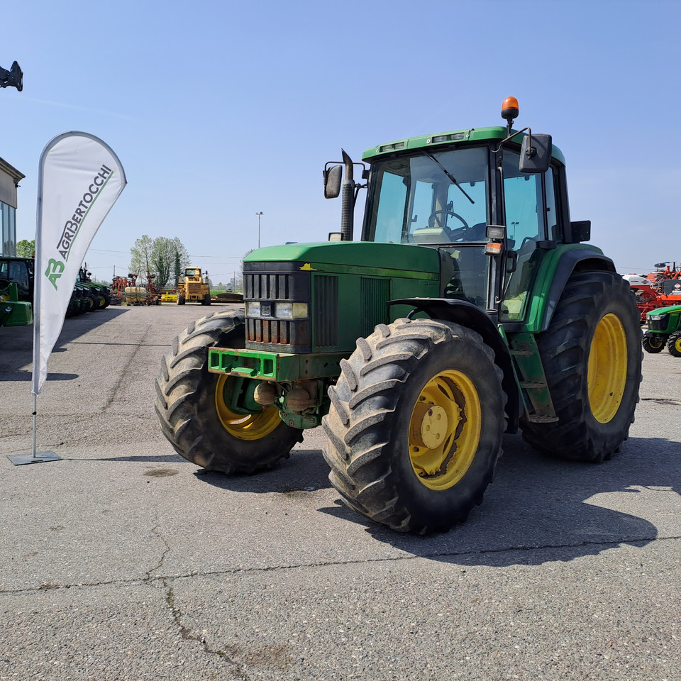 JOHN DEERE 6910 - Tractor: afbeelding 1 JOHN DEERE 6910 - Tractor: afbeelding 1