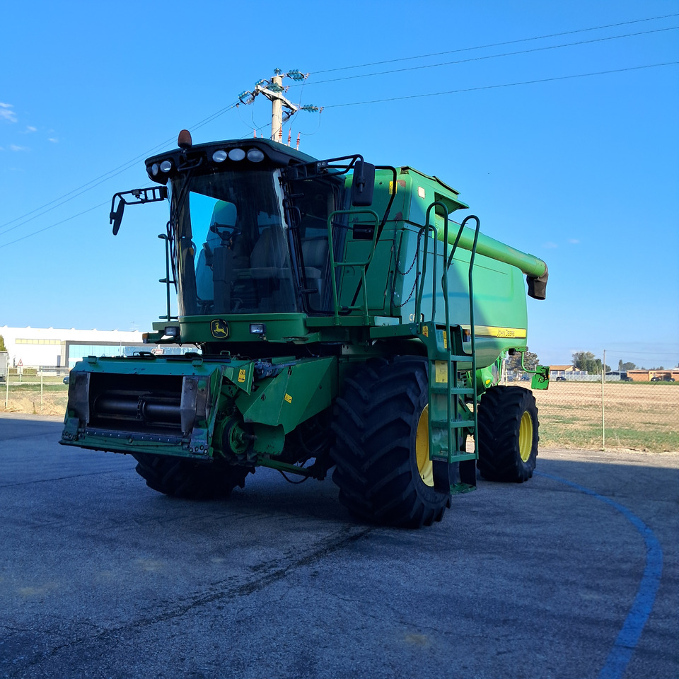 JOHN DEERE C670 - Maaidorser: afbeelding 1 JOHN DEERE C670 - Maaidorser: afbeelding 1