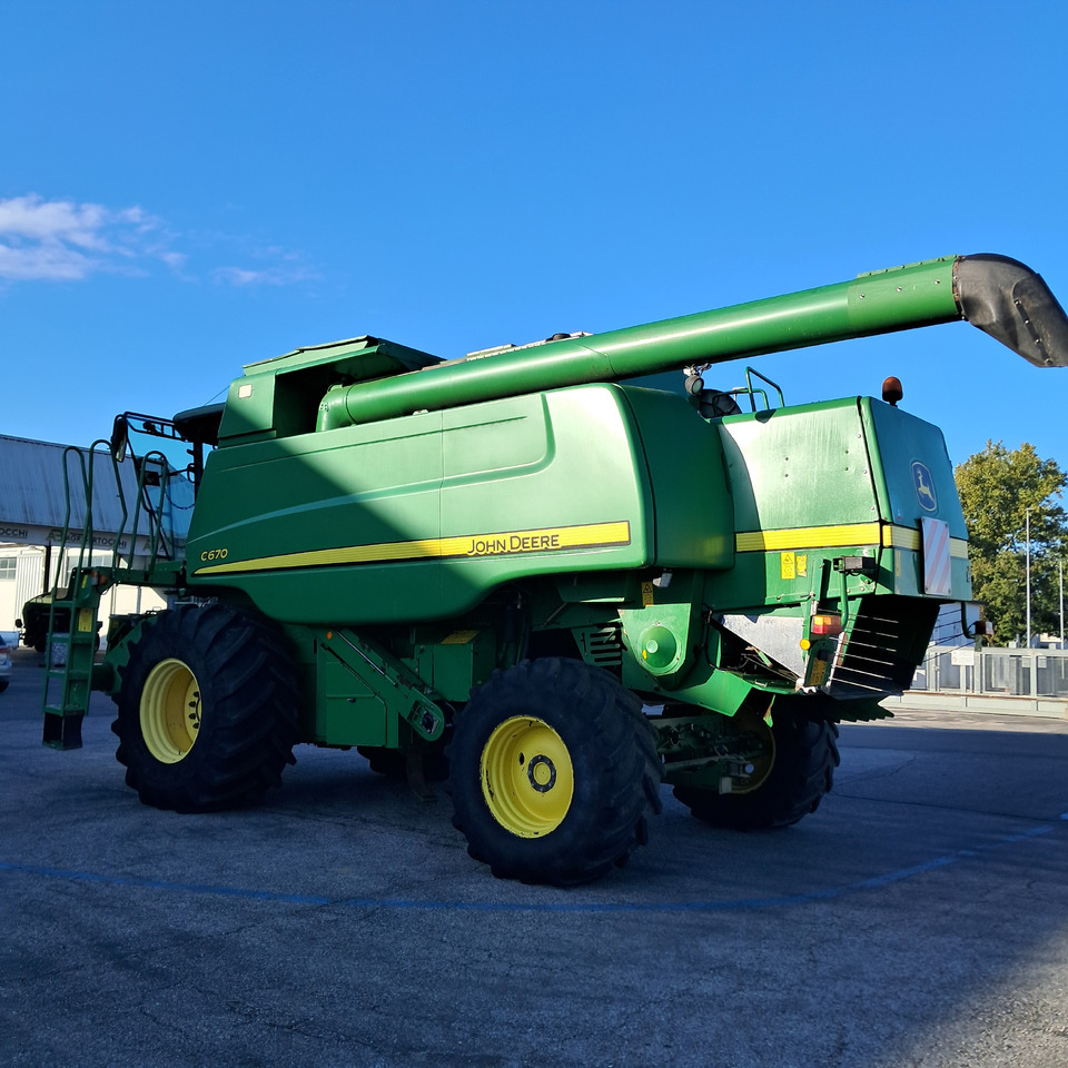 JOHN DEERE C670 - Maaidorser: afbeelding 2 JOHN DEERE C670 - Maaidorser: afbeelding 2