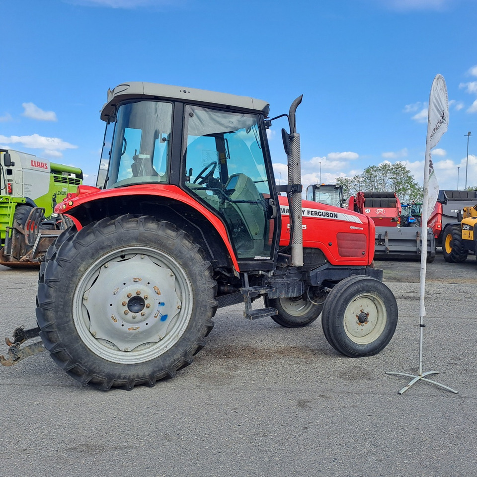 MASSEY FERGUSON 5445 DYNA-4 SEMPLICE TRAZIONE - Tractor: afbeelding 2 MASSEY FERGUSON 5445 DYNA-4 SEMPLICE TRAZIONE - Tractor: afbeelding 2