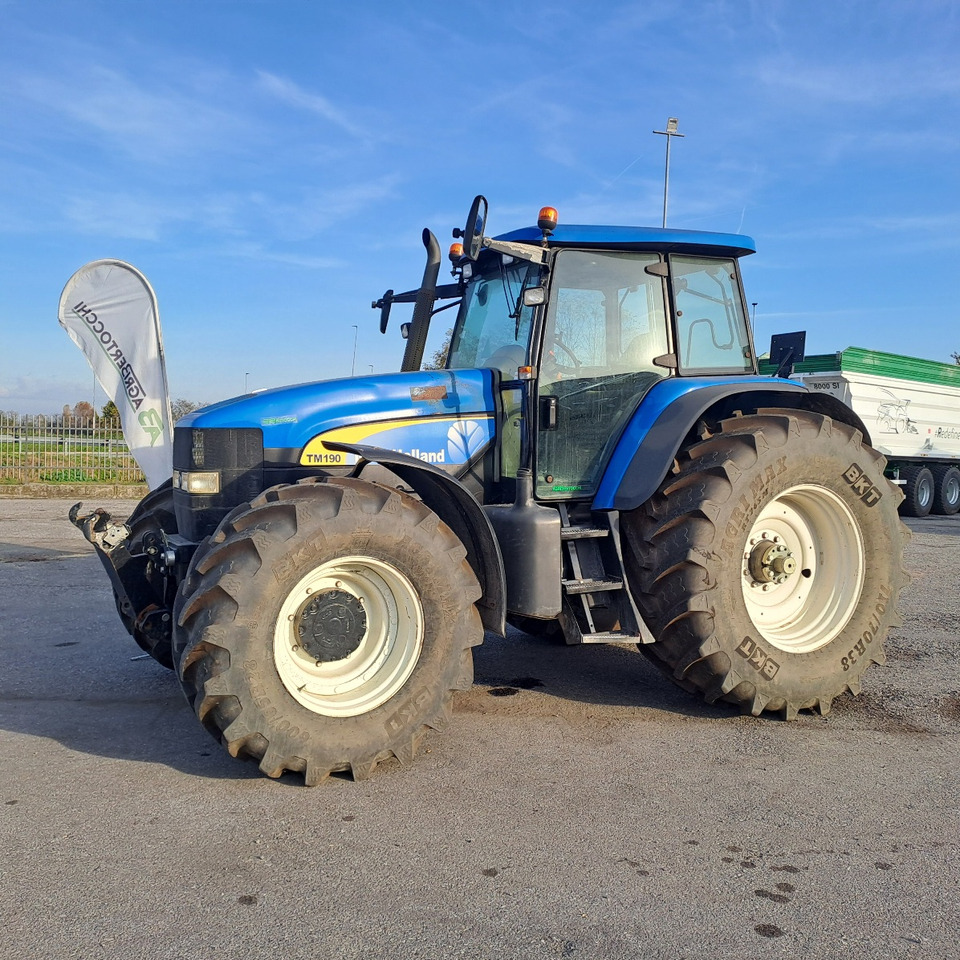 NEW HOLLAND TM 190 - Tractor: afbeelding 3 NEW HOLLAND TM 190 - Tractor: afbeelding 3