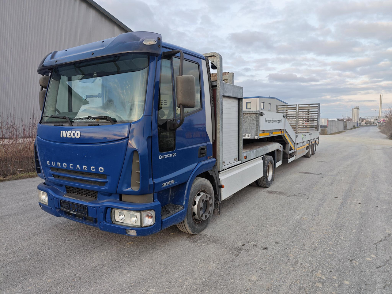 IVECO Eurocargo 90E18 & Veldhuizen P 38-2 - Trekker: afbeelding 1 IVECO Eurocargo 90E18 & Veldhuizen P 38-2 - Trekker: afbeelding 1
