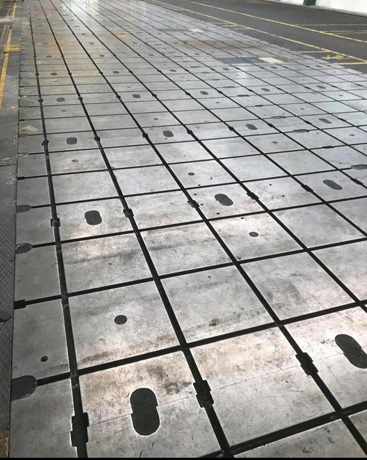 Fundament- bzw. Aufspannplatten, ca. 50 Stück vorrätig - Metaalbewerkingsmachine: afbeelding 2 Fundament- bzw. Aufspannplatten, ca. 50 Stück vorrätig - Metaalbewerkingsmachine: afbeelding 2