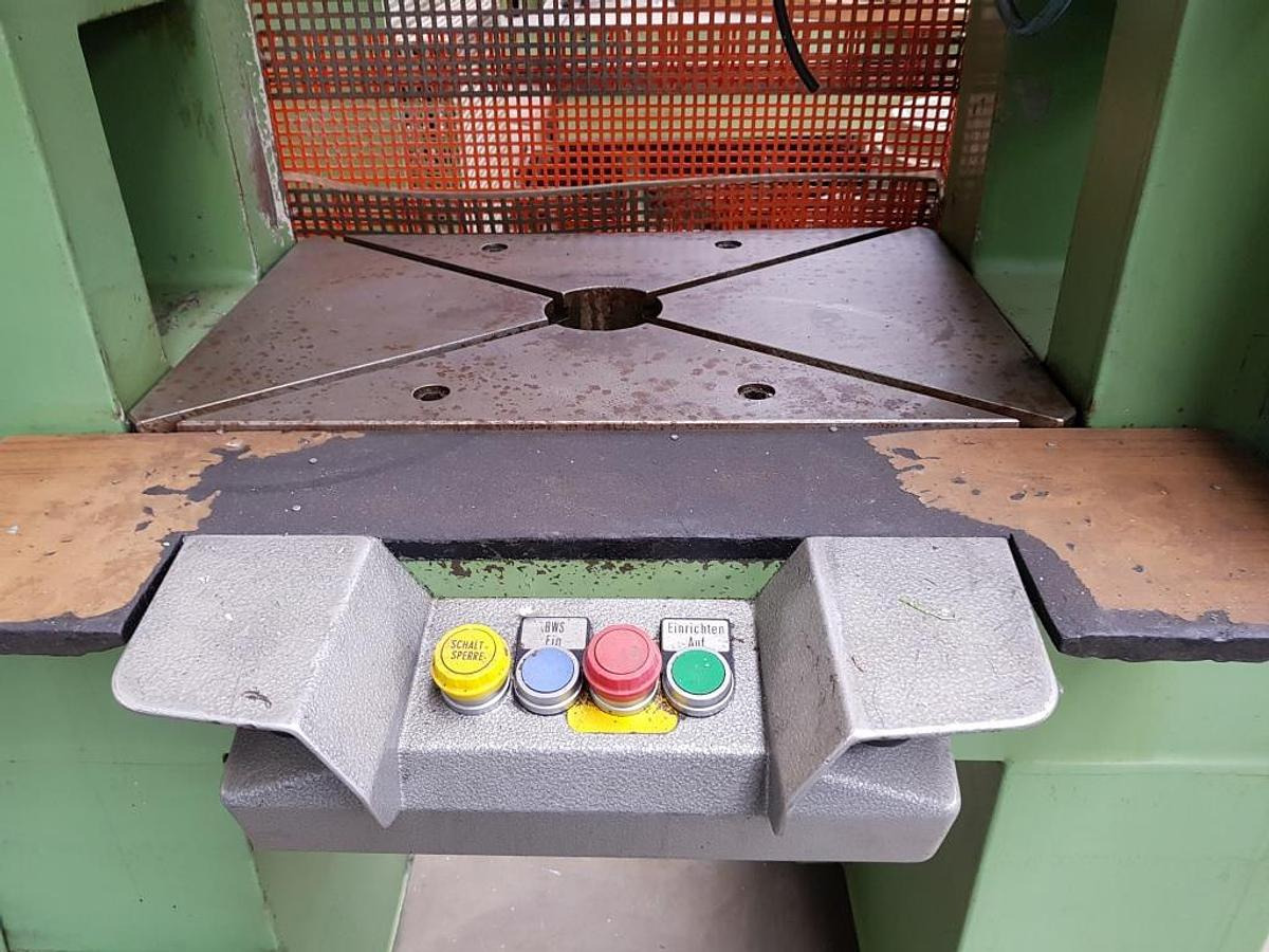 Hydr. Schnelläuferpresse DUNKES - Metaalbewerkingsmachine: afbeelding 2 Hydr. Schnelläuferpresse DUNKES - Metaalbewerkingsmachine: afbeelding 2