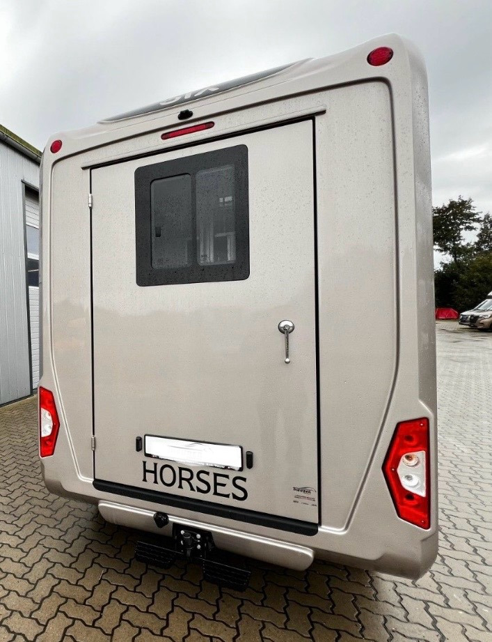 MERCEDES-BENZ Sprinter - Paardenvrachtwagen: afbeelding 3 MERCEDES-BENZ Sprinter - Paardenvrachtwagen: afbeelding 3
