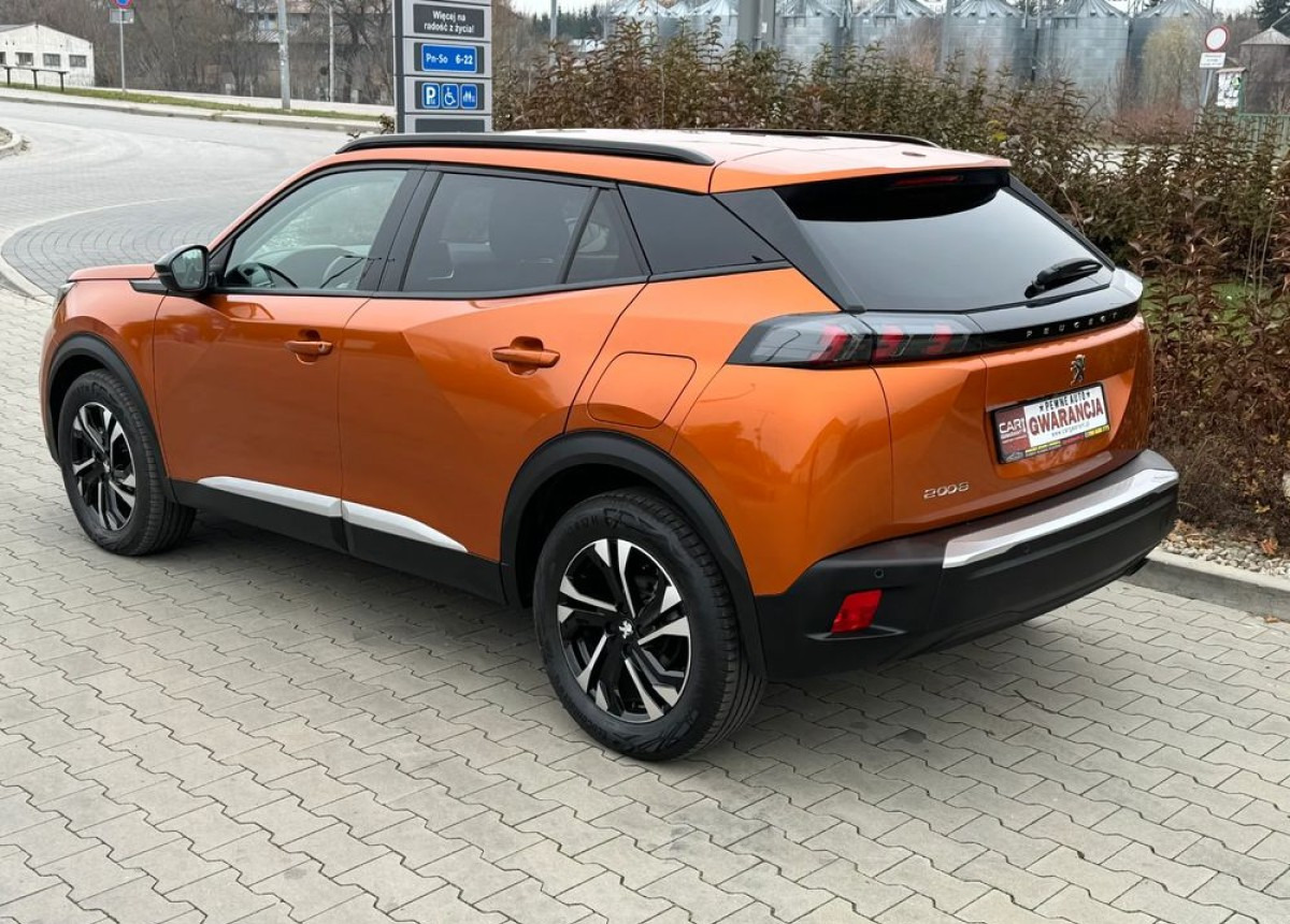 Peugeot 2008 Peugeot 1.2 benz 100 km Allure 6tys przebieg fabrycznie nowy - SUV: afbeelding 2 Peugeot 2008 Peugeot 1.2 benz 100 km Allure 6tys przebieg fabrycznie nowy - SUV: afbeelding 2
