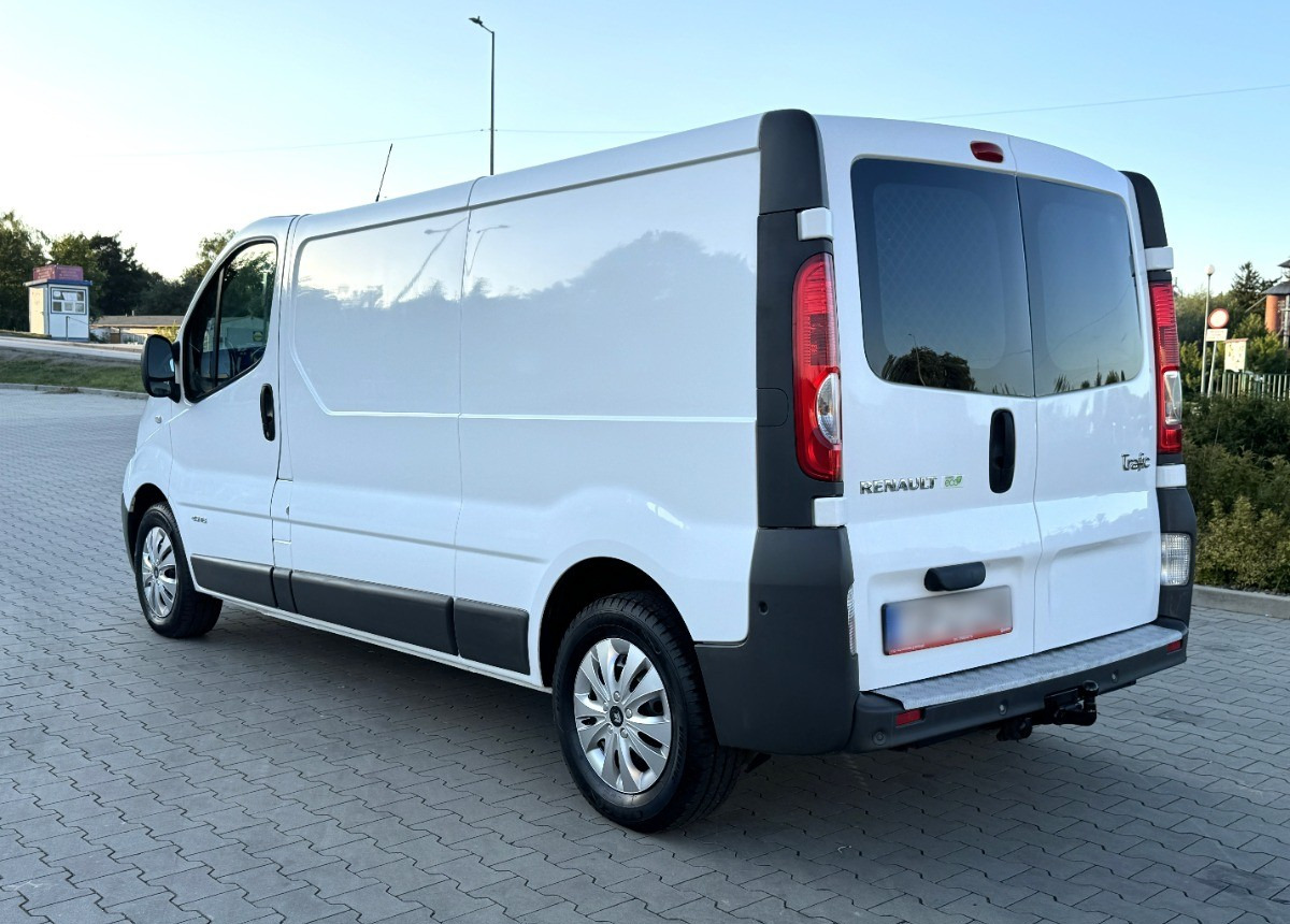 Renault Trafic 2.0 DCI 115KM LONG 2012 Rok Klimatyzacja Nawigacja BEZWYPADKOWY - Gesloten bestelwagen: afbeelding 2 Renault Trafic 2.0 DCI 115KM LONG 2012 Rok Klimatyzacja Nawigacja BEZWYPADKOWY - Gesloten bestelwagen: afbeelding 2
