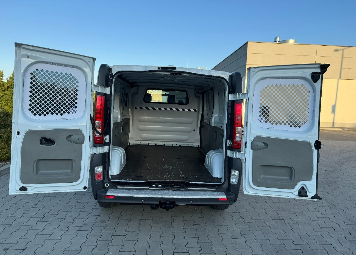 Renault Trafic 2.0 DCI 115KM LONG 2012 Rok Klimatyzacja Nawigacja BEZWYPADKOWY - Gesloten bestelwagen: afbeelding 5 Renault Trafic 2.0 DCI 115KM LONG 2012 Rok Klimatyzacja Nawigacja BEZWYPADKOWY - Gesloten bestelwagen: afbeelding 5